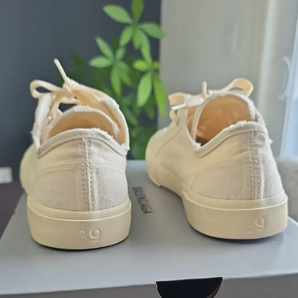 Balenciaga Beige Canvas Sneakers - Picture 4 of 10